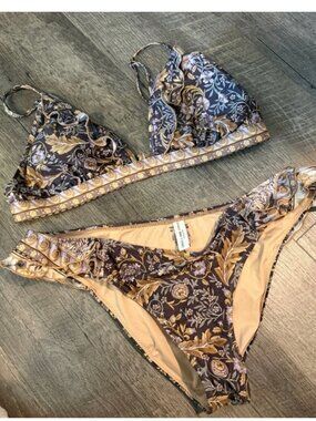 Spell & The Gypsy Oasis Frill Bikini Set Nightshade | Large | EUC | Rare
